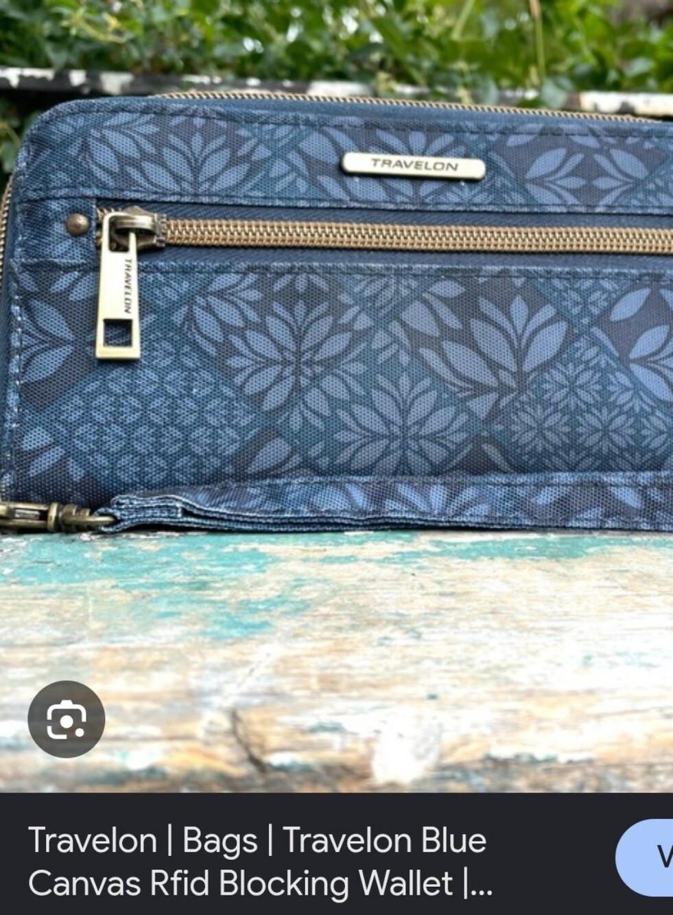 Travelon Blue Floral RFID Zip Wallet